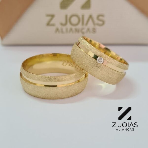 Aliança Em Ouro 18k - 8mm De Largura [Valor do Par] ZJ0002.1